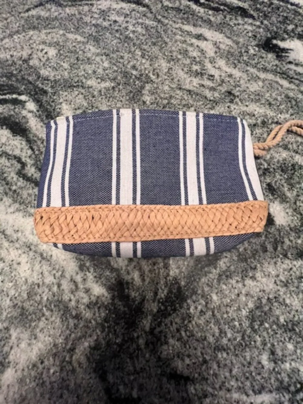 Sun 'N' Sand cosmetic bag nautical blue white vacation themed woven raffia trim